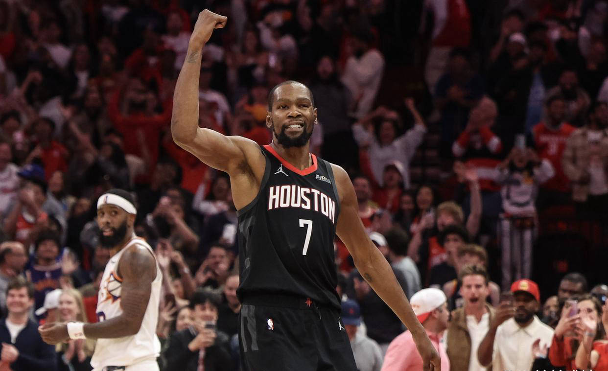 包含离谱！费城76人远射贴柱备战CBA常规赛转会期瓦伦西亚再遭质疑，杜兰特与70激战SKT分钟的词条